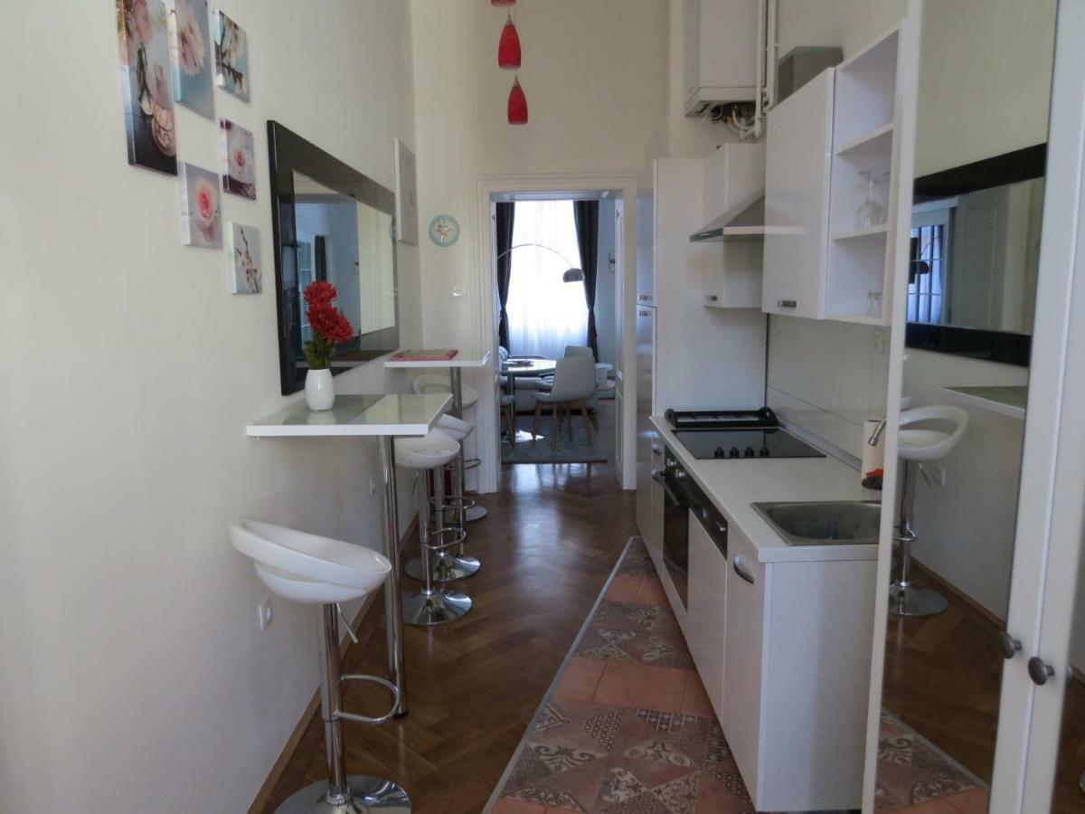 זאגרב Apartment Zrinjevac מראה חיצוני תמונה
