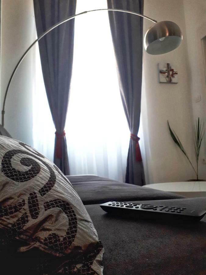 זאגרב Apartment Zrinjevac מראה חיצוני תמונה